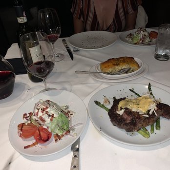Fleming’s Prime Steakhouse & Wine Bar - Steakhouses Near Me - Tucson, Arizona