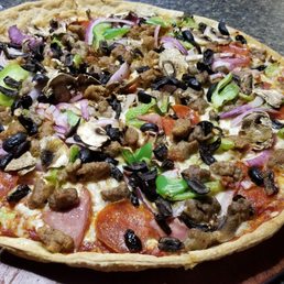 Thin crust super supreme, it's good Thin crust super supreme, it's good