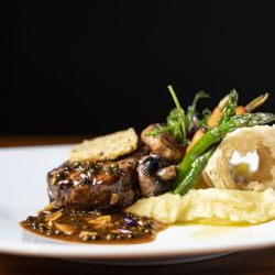 Bully Hayes Restaurant Bar - Beef Fillet