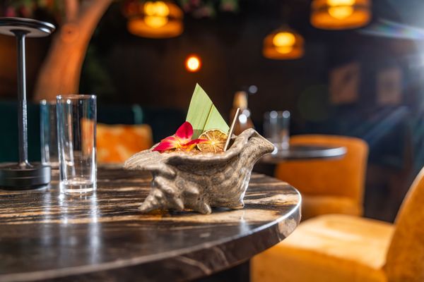 Callisto Cocktail Bar by null