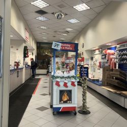 US Post Office - The main entrance of the US post office at 133 Clarendon St. Boston, MA 02117