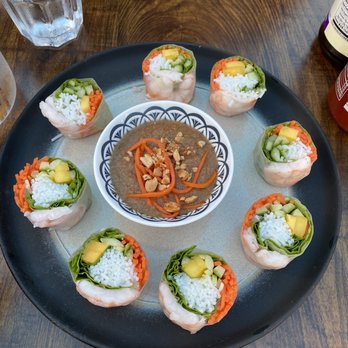 Chef Papa Vietnamese Kitchen - Summer Roll - Vietnamese Near Me - Flushing, New York Chef Papa Vietnamese Kitchen - Summer Roll - Vietnamese Near Me - Flushing, New York