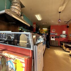 Amigas Burritos - Ordering area.