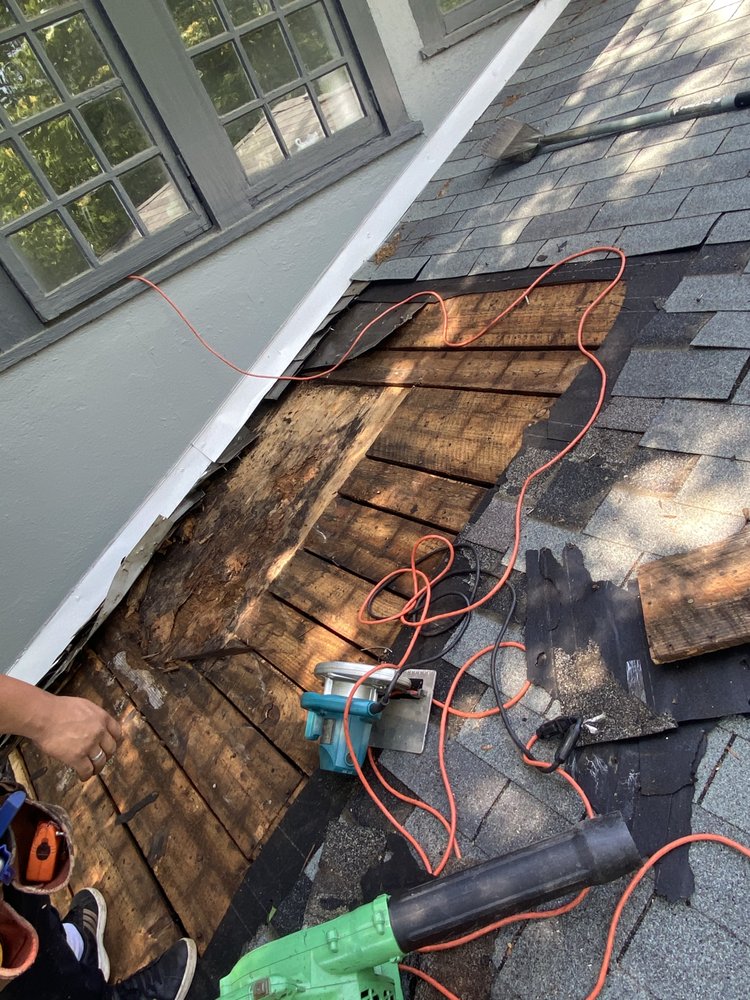 Slide of A&C Roofing