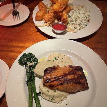 Coastal Flats - Seafood Near Me - Mclean, Virginia