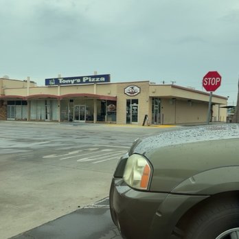 The Anvil BBQ - A picture of the front of the establishment - Barbeque Near Me - Porterville, California