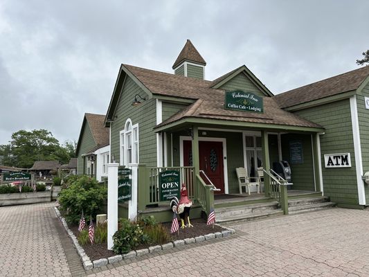 The Smithville Inn by null