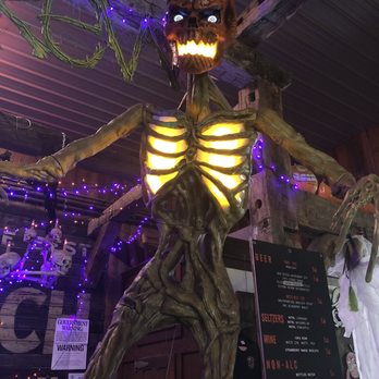 The Great Pumpkin Farm - Creepy - Pumpkin Patches Near Me - Clarence, New York
