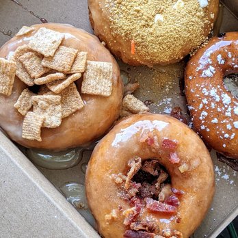 Annie's Hot Donuts - Cinnamon Toast Crunch, BYO with Caramel/Graham Cracker/Marshmallow, Bacon Bomb, and Blueberry Hill Donuts - Donuts Near Me - Mount Pleasant, South Carolina Annie's Hot Donuts - Cinnamon Toast Crunch, BYO with Caramel/Graham Cracker/Marshmallow, Bacon Bomb, and Blueberry Hill Donuts - Donuts Near Me - Mount Pleasant, South Carolina