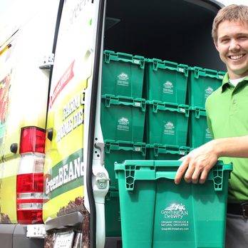 Green Bean Delivery - a man holding a green crate - Food Delivery Services Near Me - Louisville, Kentucky Green Bean Delivery - a man holding a green crate - Food Delivery Services Near Me - Louisville, Kentucky