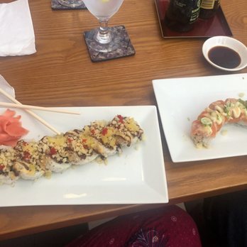 Gold Taste - Pineapple princess and Salmon Deluxe - Sushi Bars Near Me - Williamsburg, Virginia