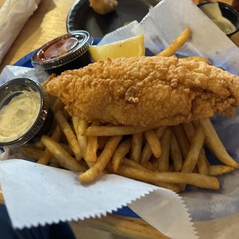 The Crab Shack - Fried Flounder Fillet Basket - Seafood Near Me - Folly Beach, South Carolina