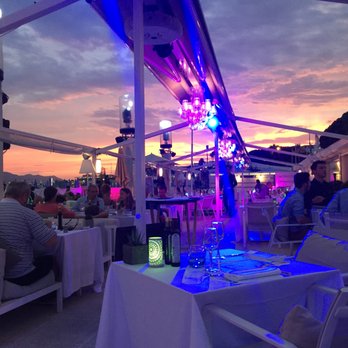 La Plage du Gray d'Albion - Mediterranean Near Me - Cannes, 06