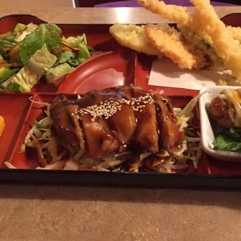 Akari Japanese Restaurant - Bento Box with tempura and chicken teriyaki - Japanese Near Me - Delta, British Columbia Akari Japanese Restaurant - Bento Box with tempura and chicken teriyaki - Japanese Near Me - Delta, British Columbia