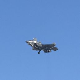 USAF F-22 Raptor demo USAF F-22 Raptor demo