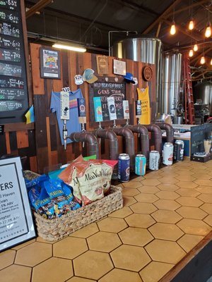 Wild Heaven Beer Avondale & Al's Pine Street Market Kitchen by null