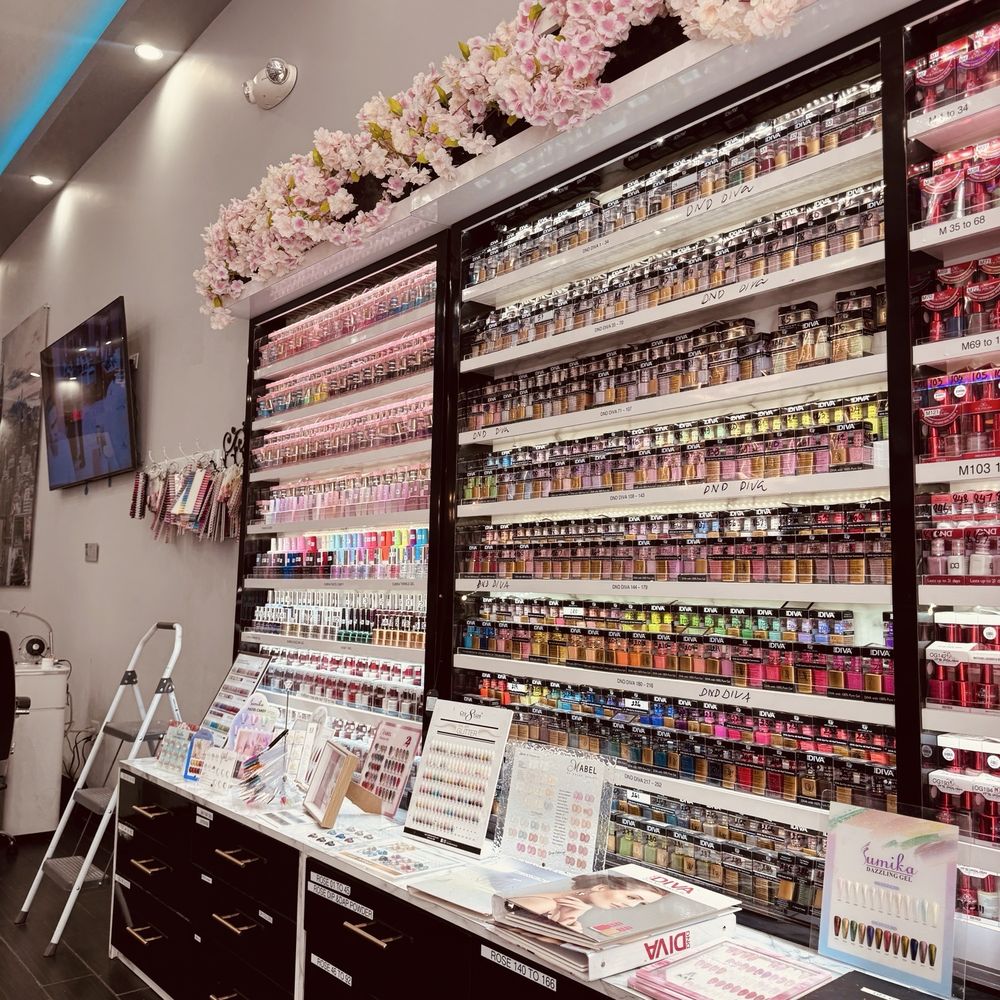 Sapphire Nails & Spa - Nail Salons Near Me - Las Vegas, Nevada