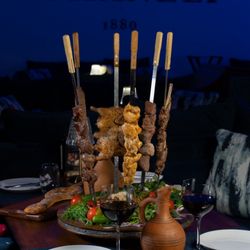 Askaneli Restaurant & Steakhouse 