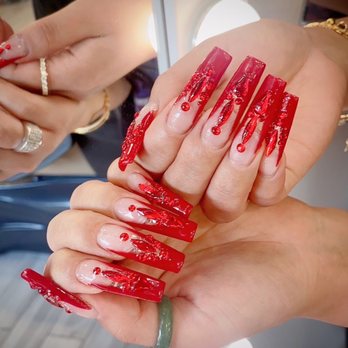 Diva's Nails - Red Nails - Nail Salons Near Me - Burbank, California