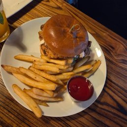 Crispy Chicken Sando with fries Crispy Chicken Sando with fries