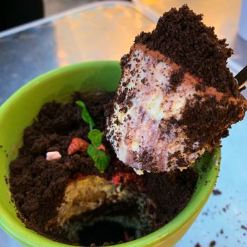 Dessert Republic - So yummy! So many layers of cake chocolate and cream - Chinese Near Me - San Mateo, California Dessert Republic - So yummy! So many layers of cake chocolate and cream - Chinese Near Me - San Mateo, California