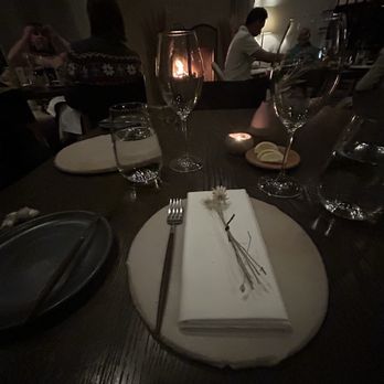 Olivella - Charger plate settings - Italian Near Me - Ojai, California