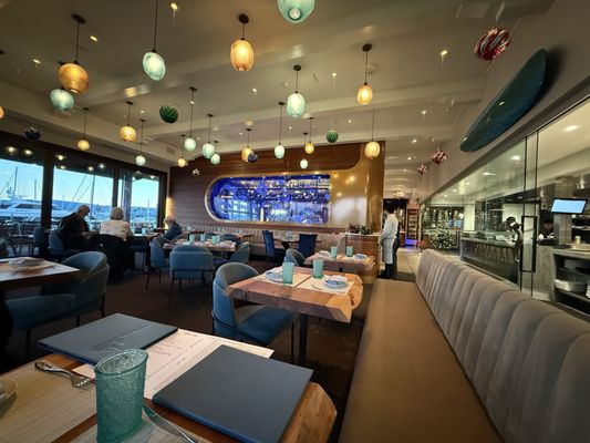 Hurrica Restaurant & Bar by null