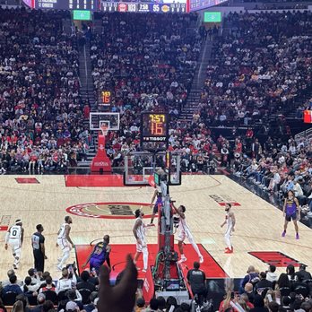 Toyota Center - Stadiums & Arenas Near Me - Houston, Texas Toyota Center - Stadiums & Arenas Near Me - Houston, Texas