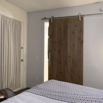Paradise Point - Bathroom door - Resorts Near Me - San Diego, California