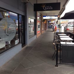 Cafe on Queen
