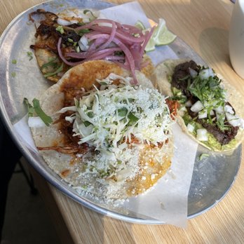 El Techo - Tacos: bistec, cochinita pibil(pork) and tinga de pollo(chicken) - Mexican Near Me - Philadelphia, Pennsylvania El Techo - Tacos: bistec, cochinita pibil(pork) and tinga de pollo(chicken) - Mexican Near Me - Philadelphia, Pennsylvania