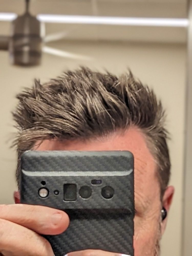 Vince's Salon Image