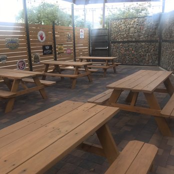 Billy's Long Bar - Picnic tables for days - Bars Near Me - Albuquerque, New Mexico