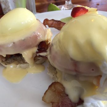 Blue Heaven - Lobster BLT Benedict - Breakfast & Brunch Near Me - Key West, Florida
