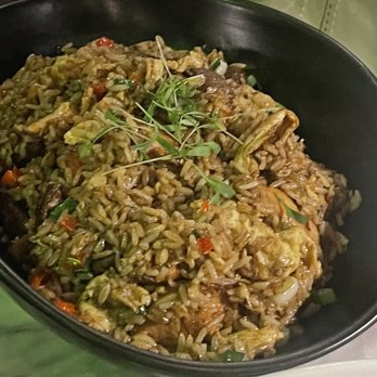 CVI.CHE 105 - Fried rice with chicken and ribeye - Seafood Near Me - Miami, Florida CVI.CHE 105 - Fried rice with chicken and ribeye - Seafood Near Me - Miami, Florida
