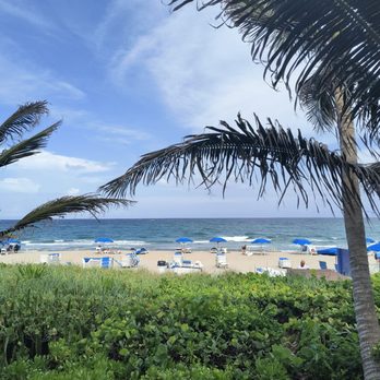 Latitudes - Seafood Near Me - Highland Beach, Florida