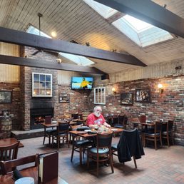 DESHA S RESTAURANT Updated June 2025 41 Photos 58 Reviews 1166