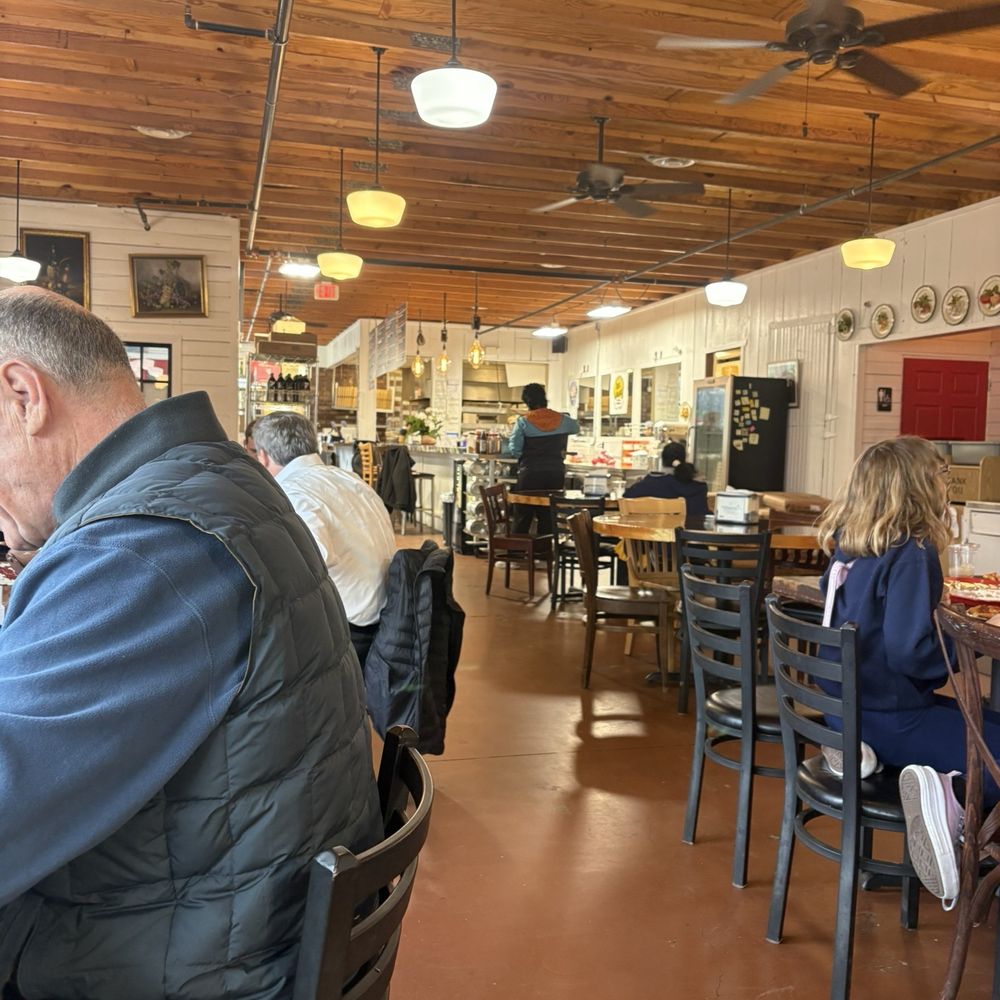 Tasty Pizza - Inside - Pizza Near Me - Omaha, Nebraska Tasty Pizza - Inside - Pizza Near Me - Omaha, Nebraska