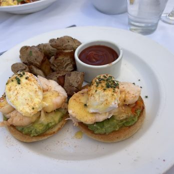 Las Brisas - Lobster Benedict - Mexican Near Me - Laguna Beach, California Las Brisas - Lobster Benedict - Mexican Near Me - Laguna Beach, California