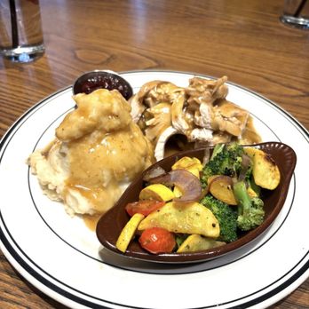 Mimi's Cafe - turkey dinner - Breakfast & Brunch Near Me - Reno, Nevada