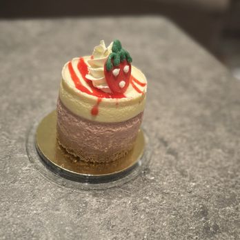 Asali Desserts & Cafe - Strawberry cheesecake moose - Coffee & Tea Near Me - Cary, North Carolina