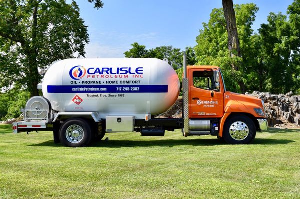 Carlisle Petroleum Logo