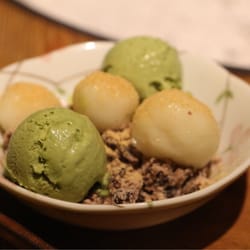 Carlota Akaneya - Mochis , azuki y helado de matcha