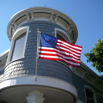 Wheeler Painting - the american flag flying in front of a house - Painters Near Me - Kent, Washington Wheeler Painting - the american flag flying in front of a house - Painters Near Me - Kent, Washington