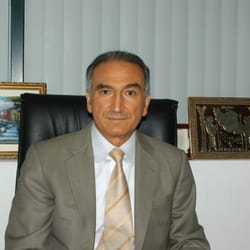 Beverly Hills Prosthodontist - Dr. Rahmat Nassi Prosthodontics, Restorative Dentistry & Dental Implants
