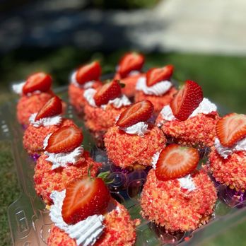 Darla’s delightss - Strawberry shortcake, strawberry cupcakes - Desserts Near Me