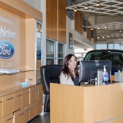 Schicker Ford of St. Louis - Front Desk