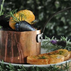 Black Pork - Mussels