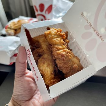 Chick-fil-A - 4/4/2022: Chicken Tenders - Fast Food Near Me - Kissimmee, Florida Chick-fil-A - 4/4/2022: Chicken Tenders - Fast Food Near Me - Kissimmee, Florida