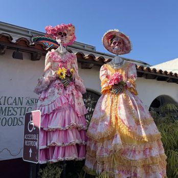 Casa De Reyes - Mexican Near Me - San Diego, California